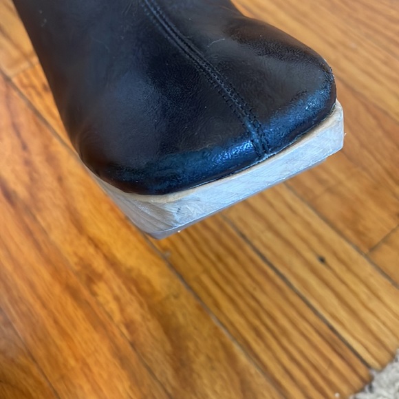 Calvin Klein Collection Black Leather Wooden Wedges size 7 - Picture 12 of 16